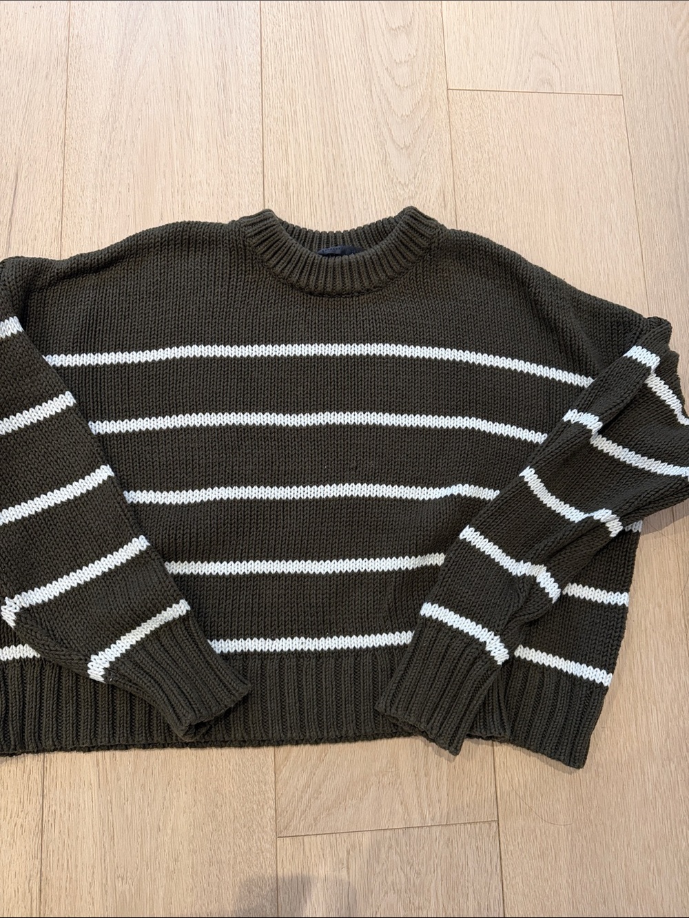 Jenni Kayne Chloe Crewneck Sz s. 100% cotton